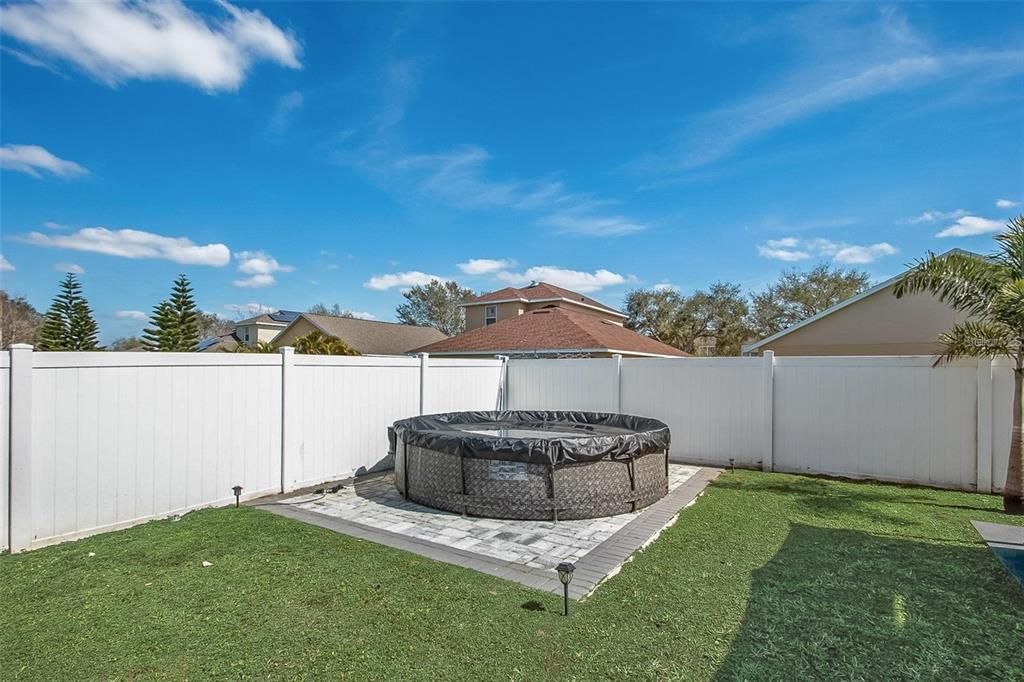 For Sale: $350,000 (3 beds, 2 baths, 1400 Square Feet)