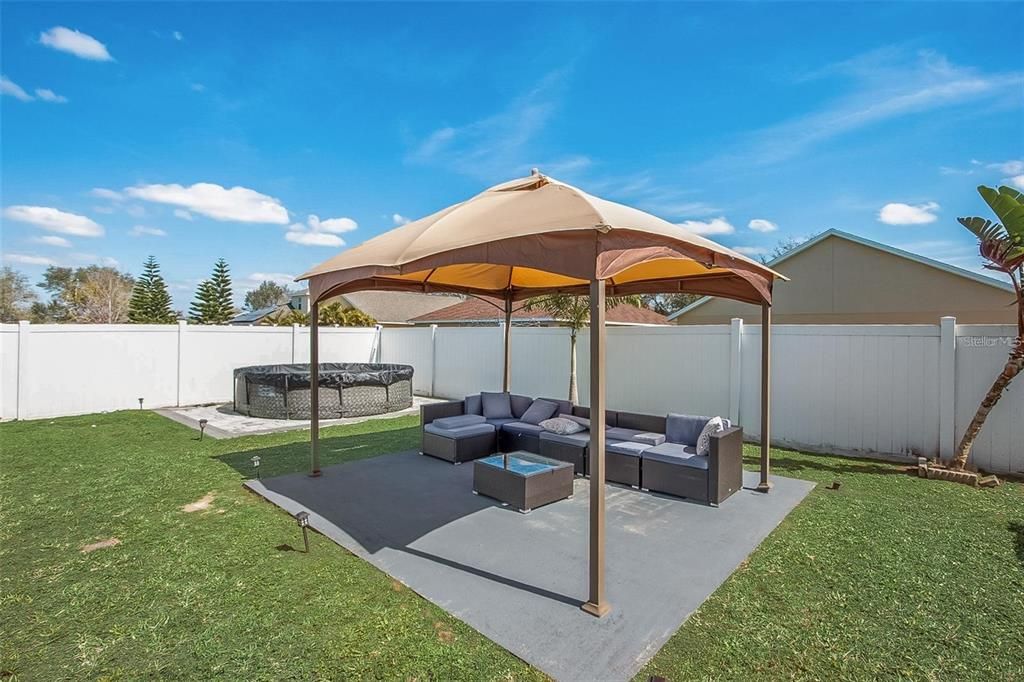 For Sale: $350,000 (3 beds, 2 baths, 1400 Square Feet)