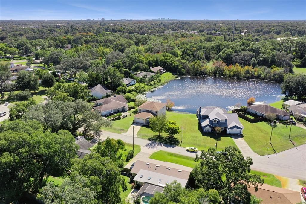 合同活跃: $499,000 (4 贝兹, 2 浴室, 2553 平方英尺)