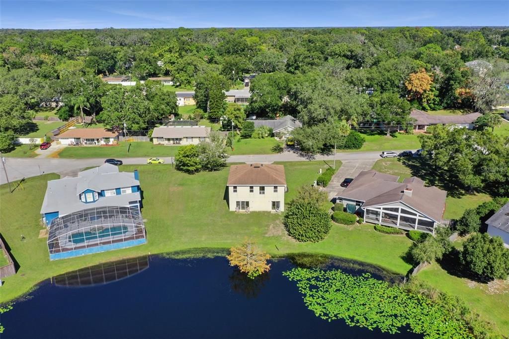 合同活跃: $499,000 (4 贝兹, 2 浴室, 2553 平方英尺)