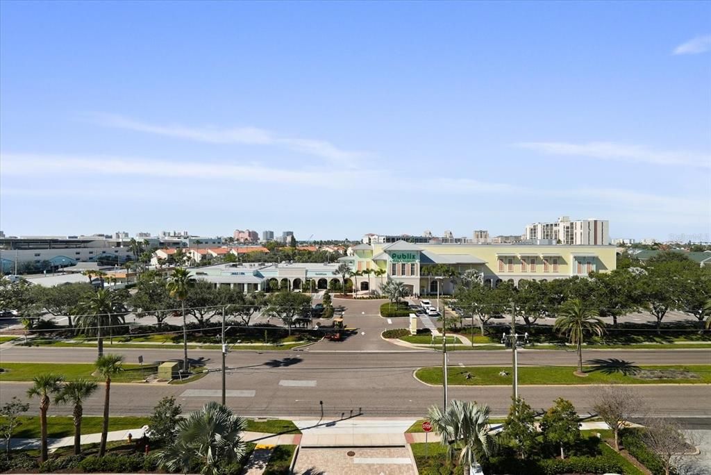 For Sale: $1,395,000 (3 beds, 2 baths, 1850 Square Feet)