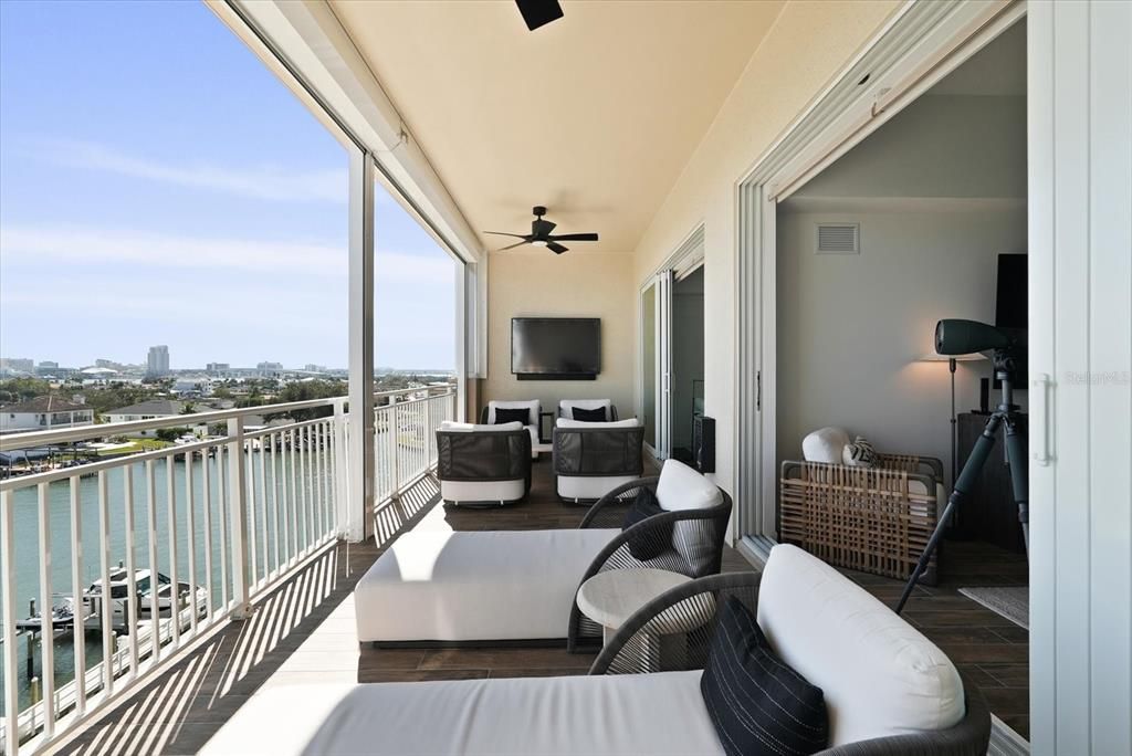 For Sale: $1,395,000 (3 beds, 2 baths, 1850 Square Feet)