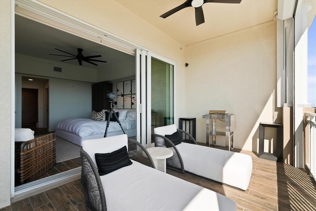 For Sale: $1,395,000 (3 beds, 2 baths, 1850 Square Feet)