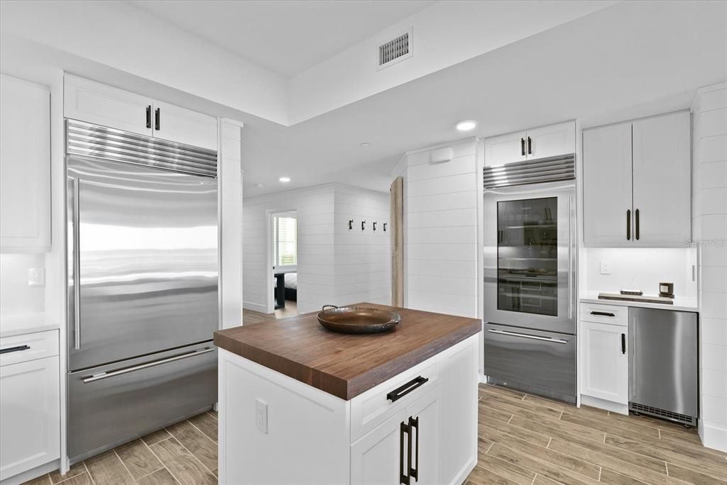 For Sale: $1,395,000 (3 beds, 2 baths, 1850 Square Feet)