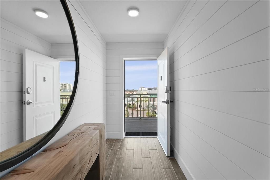 For Sale: $1,395,000 (3 beds, 2 baths, 1850 Square Feet)