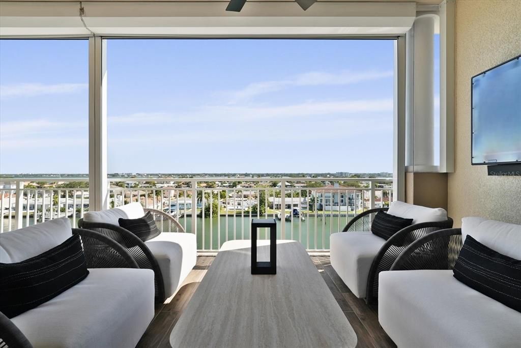 For Sale: $1,395,000 (3 beds, 2 baths, 1850 Square Feet)