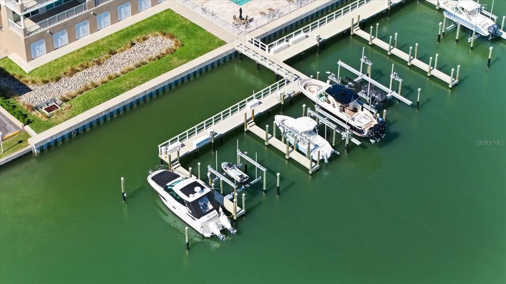 For Sale: $1,395,000 (3 beds, 2 baths, 1850 Square Feet)