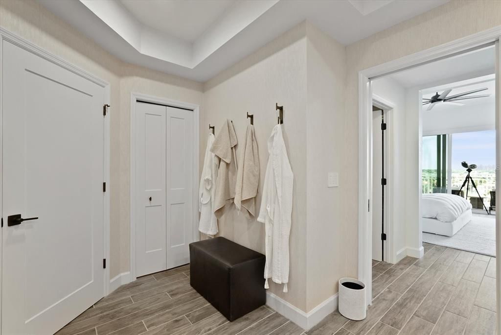 For Sale: $1,395,000 (3 beds, 2 baths, 1850 Square Feet)