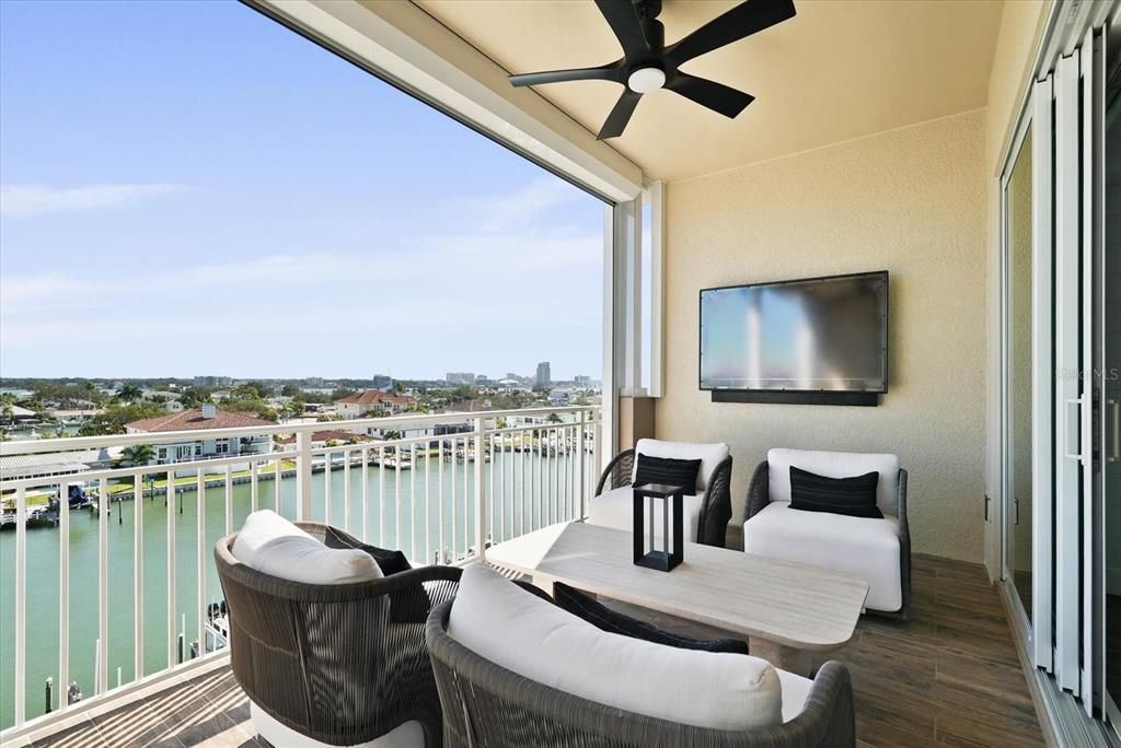 For Sale: $1,395,000 (3 beds, 2 baths, 1850 Square Feet)