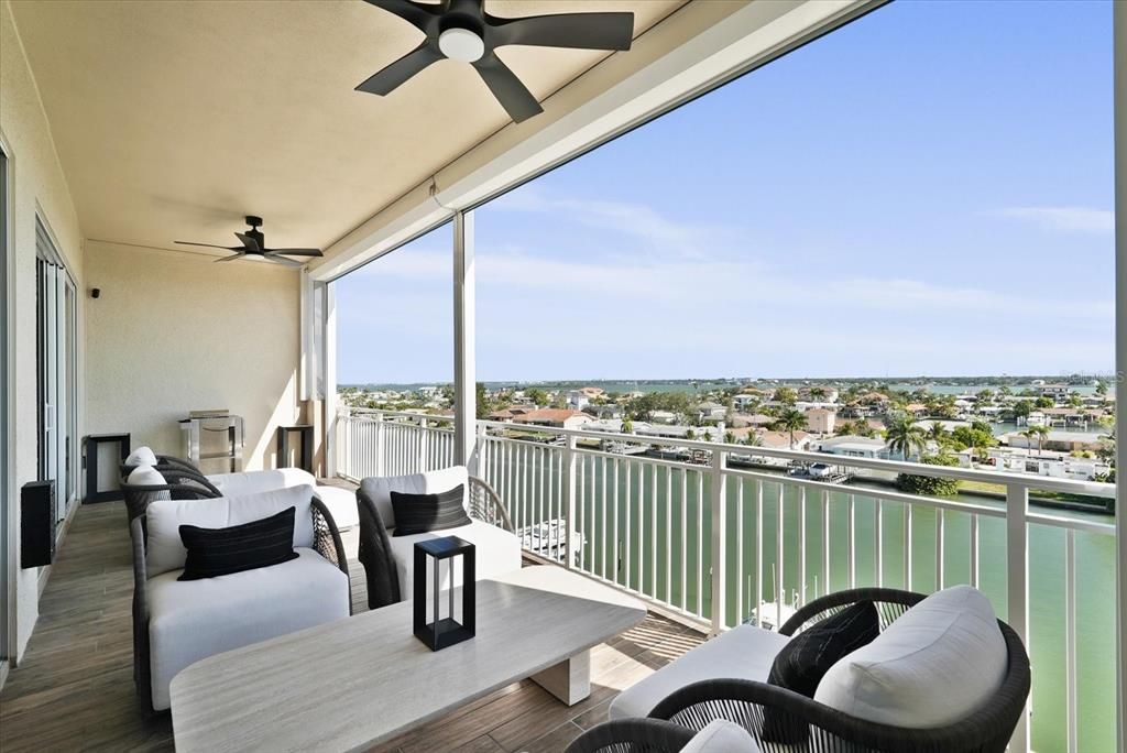 For Sale: $1,395,000 (3 beds, 2 baths, 1850 Square Feet)