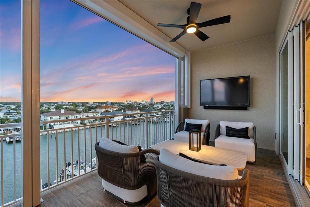 For Sale: $1,395,000 (3 beds, 2 baths, 1850 Square Feet)