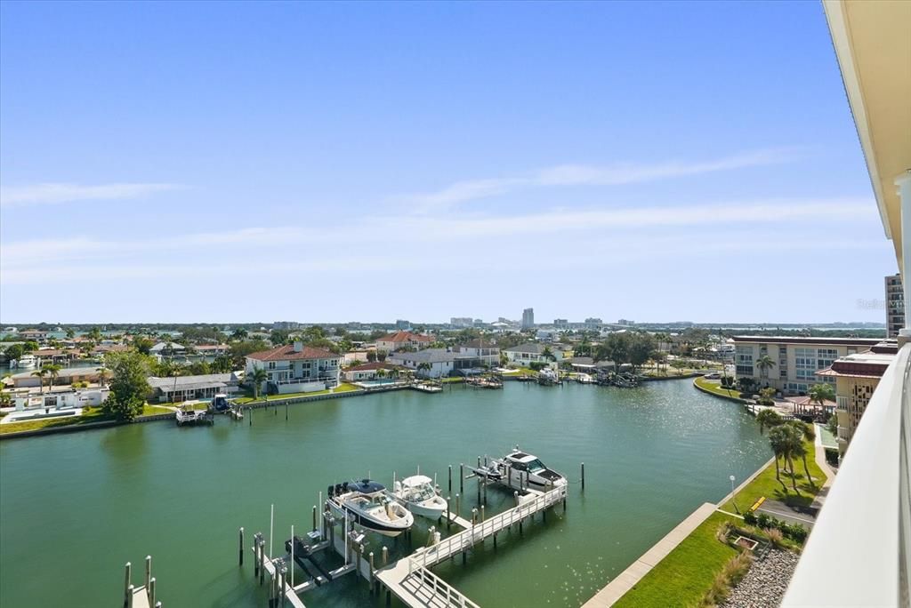 For Sale: $1,395,000 (3 beds, 2 baths, 1850 Square Feet)