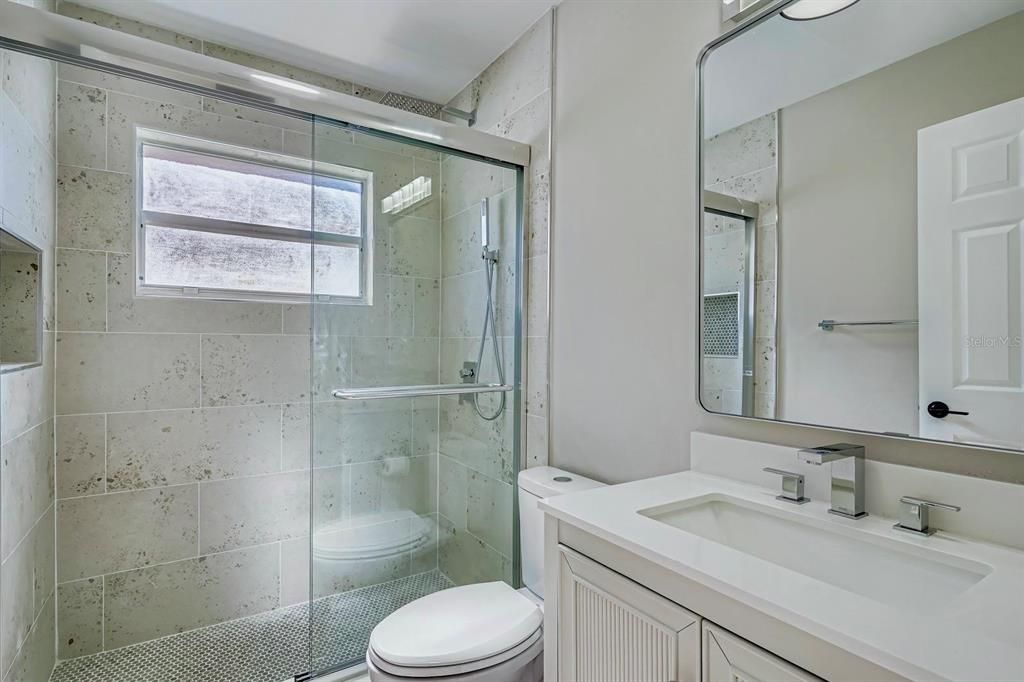 For Sale: $400,000 (4 beds, 2 baths, 1626 Square Feet)