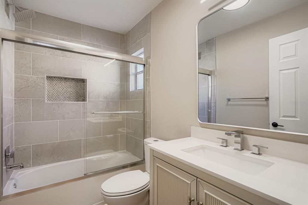 For Sale: $400,000 (4 beds, 2 baths, 1626 Square Feet)