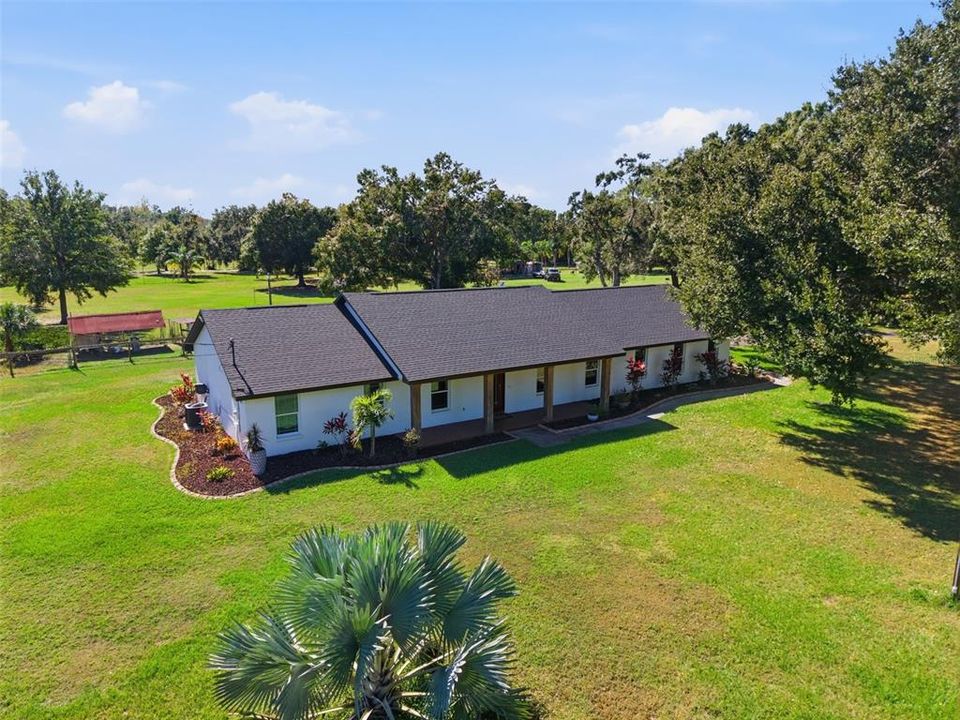 En Venta: $796,000 (3 camas, 3 baños, 2390 Pies cuadrados)