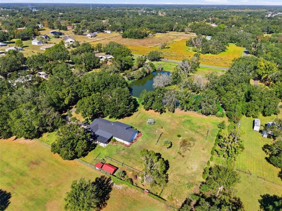 En Venta: $796,000 (3 camas, 3 baños, 2390 Pies cuadrados)