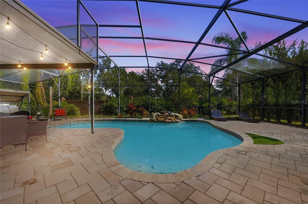 待售: $920,000 (5 贝兹, 4 浴室, 3802 平方英尺)