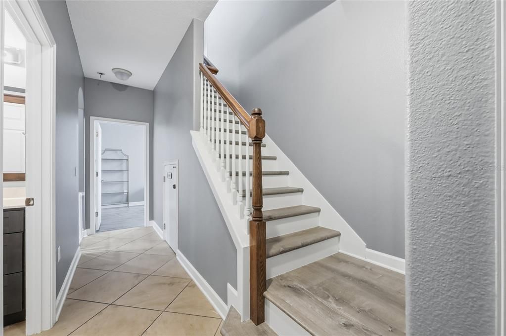 待售: $920,000 (5 贝兹, 4 浴室, 3802 平方英尺)