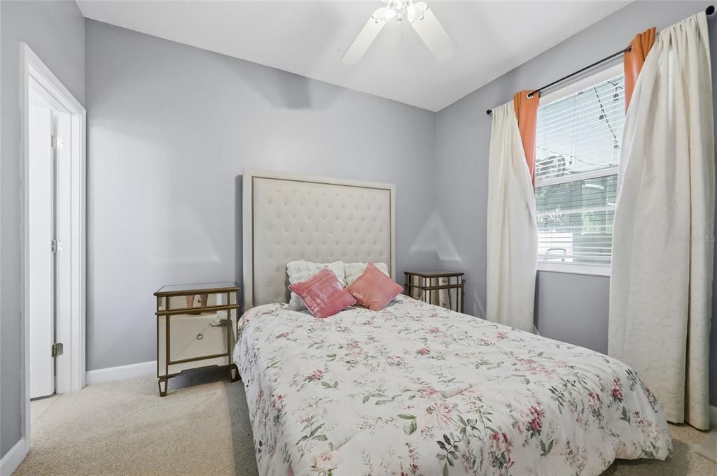 待售: $920,000 (5 贝兹, 4 浴室, 3802 平方英尺)