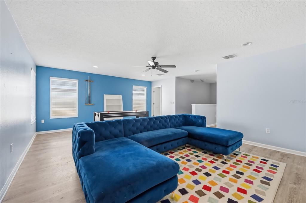 待售: $920,000 (5 贝兹, 4 浴室, 3802 平方英尺)