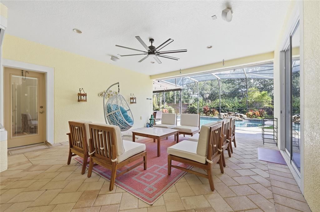 待售: $920,000 (5 贝兹, 4 浴室, 3802 平方英尺)