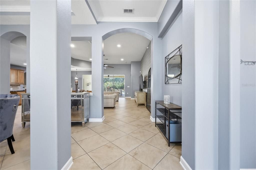 待售: $920,000 (5 贝兹, 4 浴室, 3802 平方英尺)