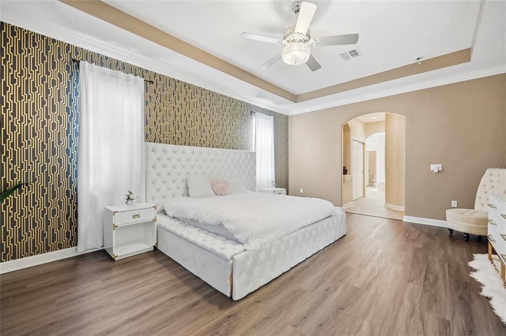 待售: $920,000 (5 贝兹, 4 浴室, 3802 平方英尺)