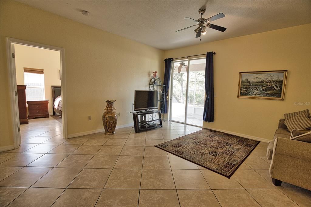 Active With Contract: $269,000 (3 beds, 2 baths, 1616 Square Feet)