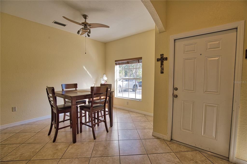 Active With Contract: $269,000 (3 beds, 2 baths, 1616 Square Feet)
