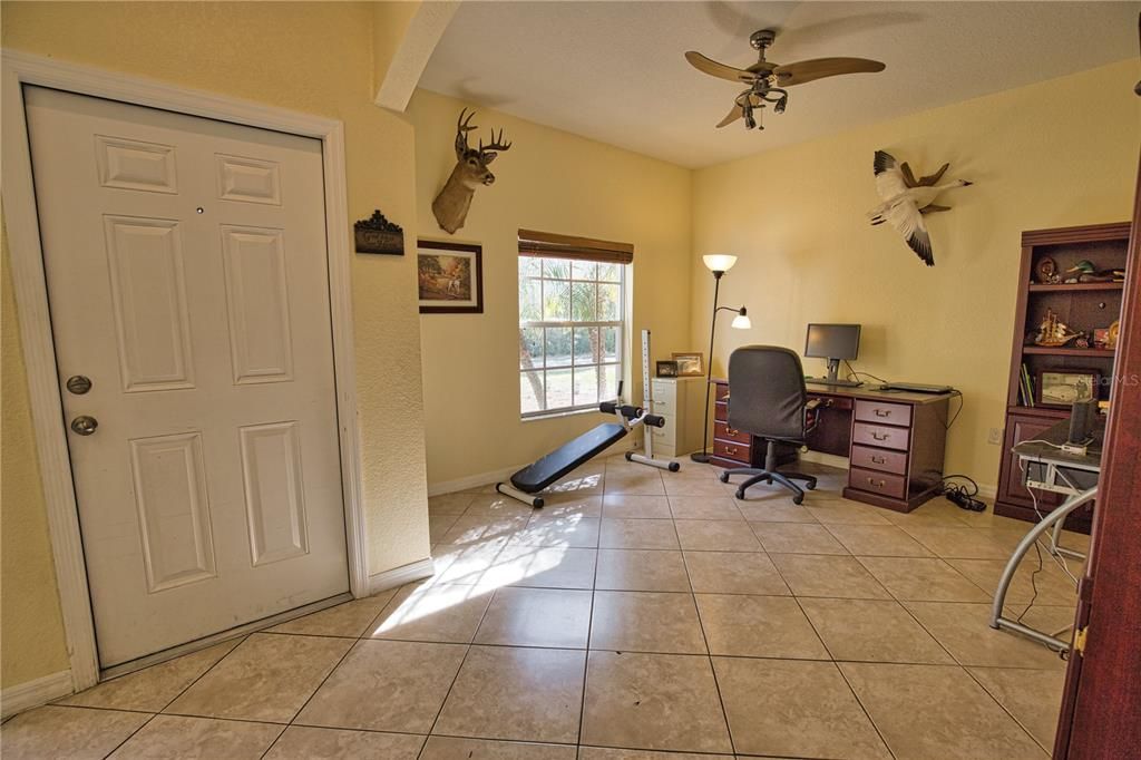 Active With Contract: $269,000 (3 beds, 2 baths, 1616 Square Feet)