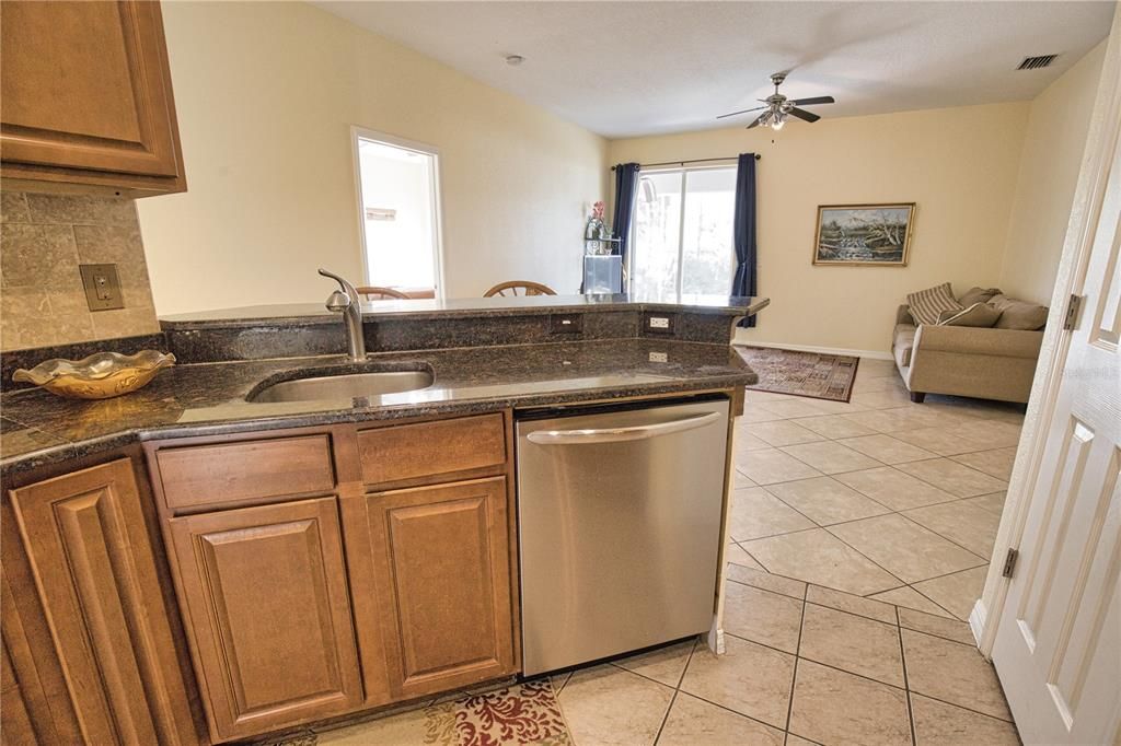 Active With Contract: $269,000 (3 beds, 2 baths, 1616 Square Feet)