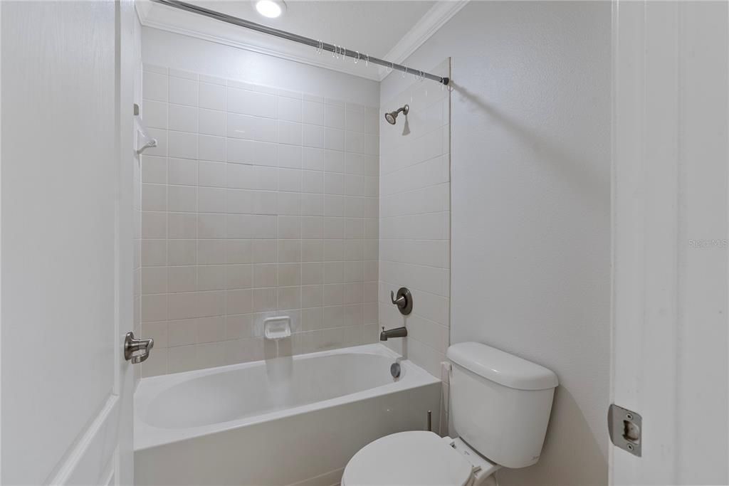 В аренду: $3,300 (4 спален, 2 ванн, 3061 Квадратных фут)