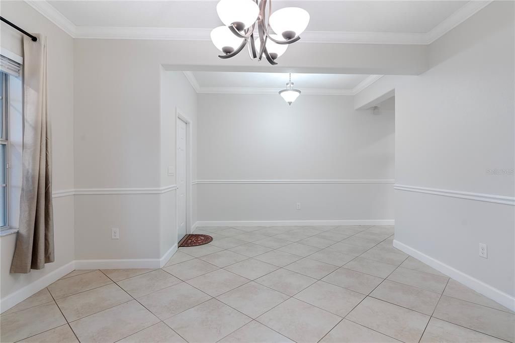 В аренду: $3,300 (4 спален, 2 ванн, 3061 Квадратных фут)