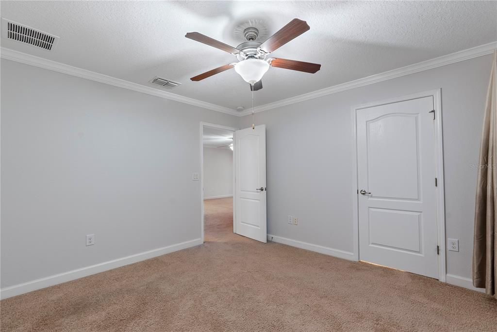 В аренду: $3,300 (4 спален, 2 ванн, 3061 Квадратных фут)