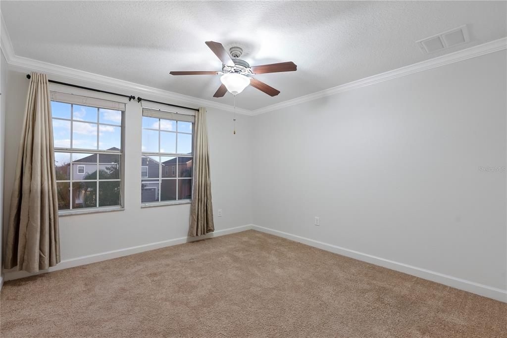 В аренду: $3,300 (4 спален, 2 ванн, 3061 Квадратных фут)