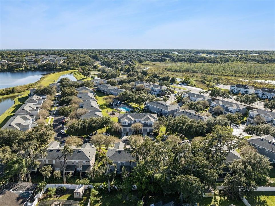 合同活跃: $271,990 (2 贝兹, 2 浴室, 1124 平方英尺)