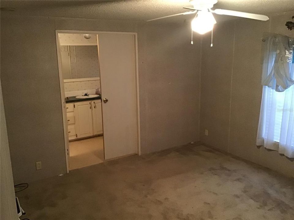 En Venta: $160,000 (3 camas, 2 baños, 1296 Pies cuadrados)