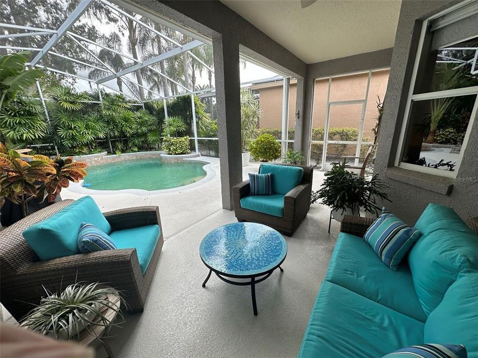 For Rent: $3,645 (4 beds, 2 baths, 2250 Square Feet)