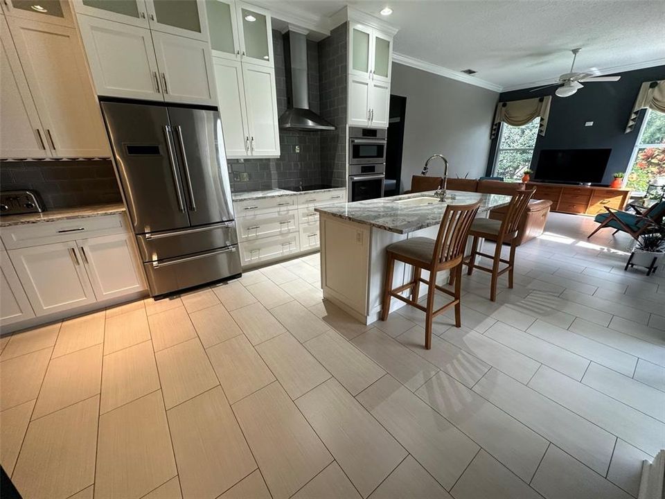 For Rent: $3,645 (4 beds, 2 baths, 2250 Square Feet)