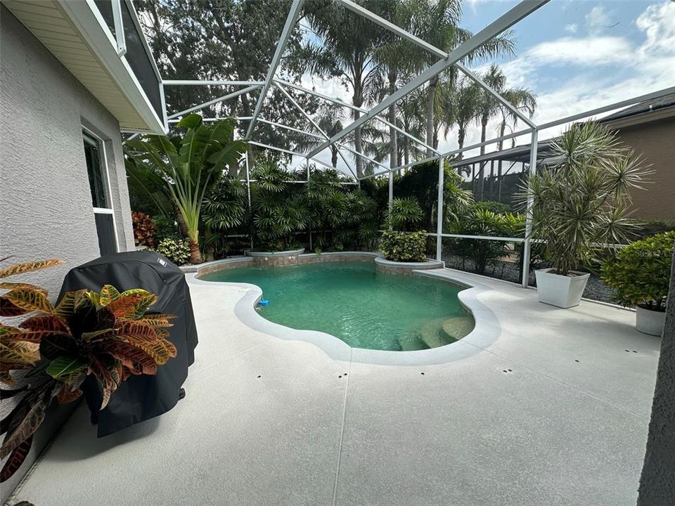 For Rent: $3,645 (4 beds, 2 baths, 2250 Square Feet)