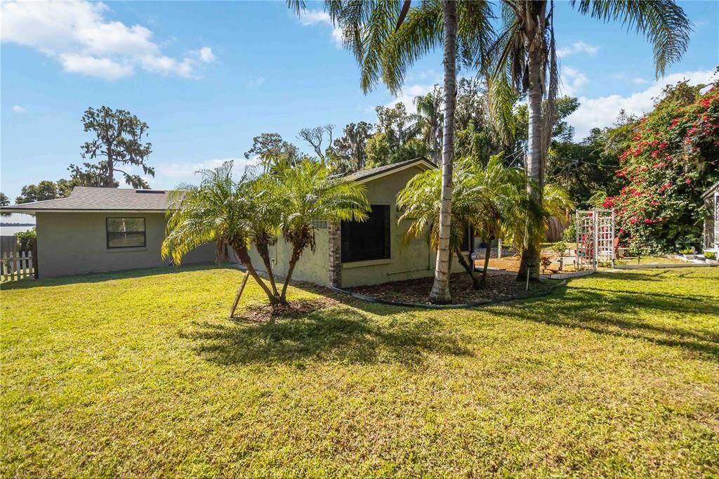 На продажу: $889,000 (4 спален, 2 ванн, 2758 Квадратных фут)