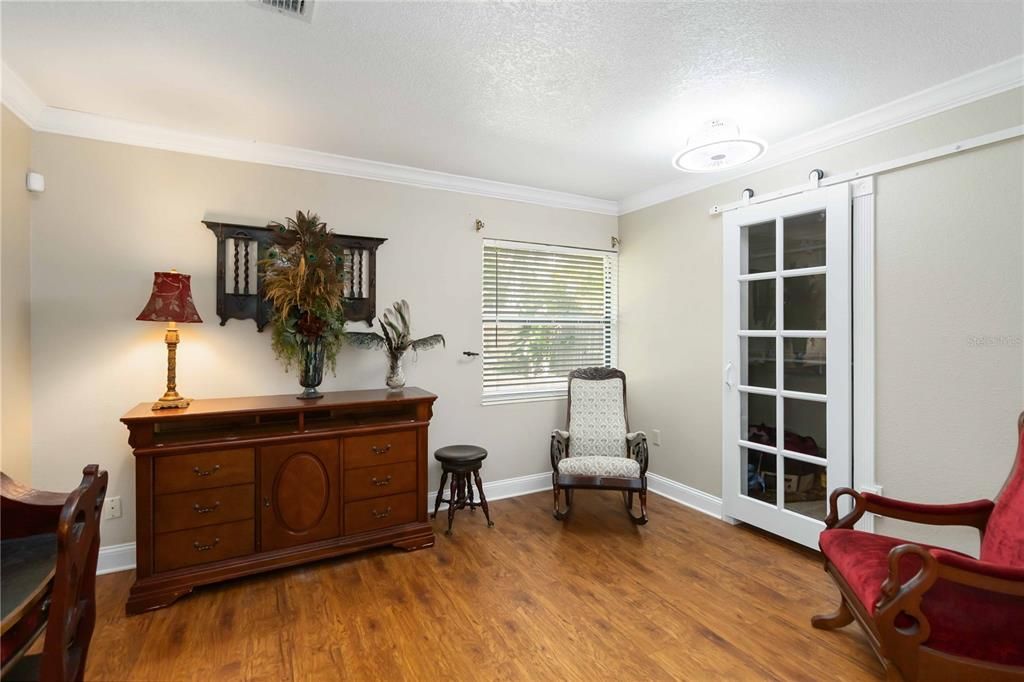 На продажу: $889,000 (4 спален, 2 ванн, 2758 Квадратных фут)