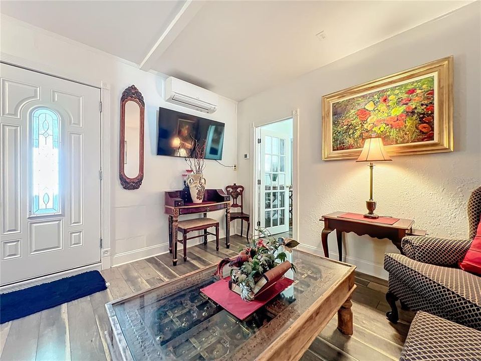 На продажу: $889,000 (4 спален, 2 ванн, 2758 Квадратных фут)