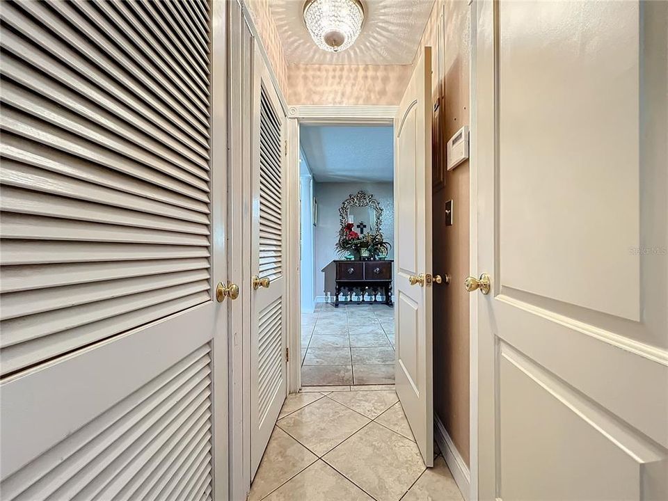 На продажу: $889,000 (4 спален, 2 ванн, 2758 Квадратных фут)