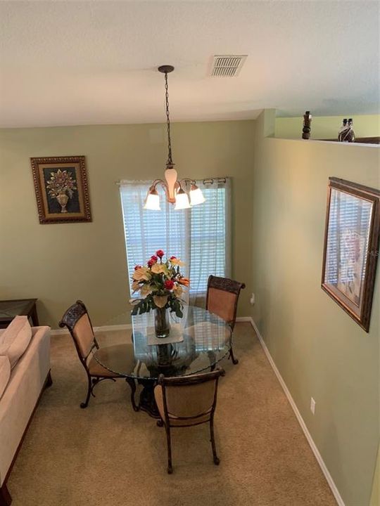 En Venta: $460,000 (4 camas, 2 baños, 2844 Pies cuadrados)