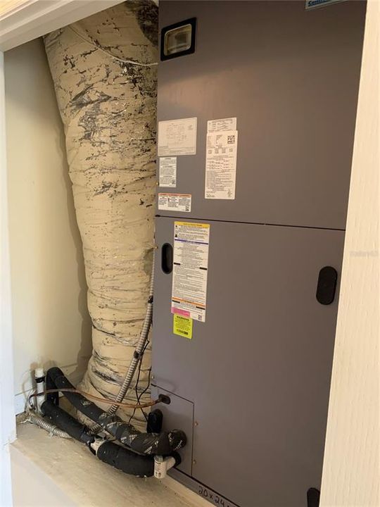 En Venta: $460,000 (4 camas, 2 baños, 2844 Pies cuadrados)