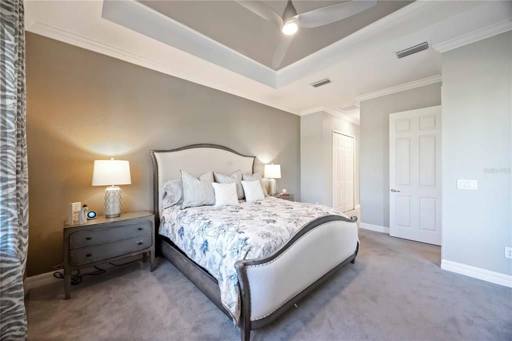 For Sale: $749,900 (3 beds, 2 baths, 2078 Square Feet)