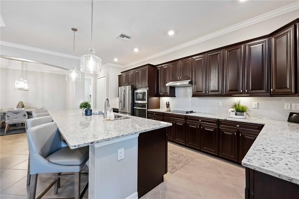 For Sale: $749,900 (3 beds, 2 baths, 2078 Square Feet)