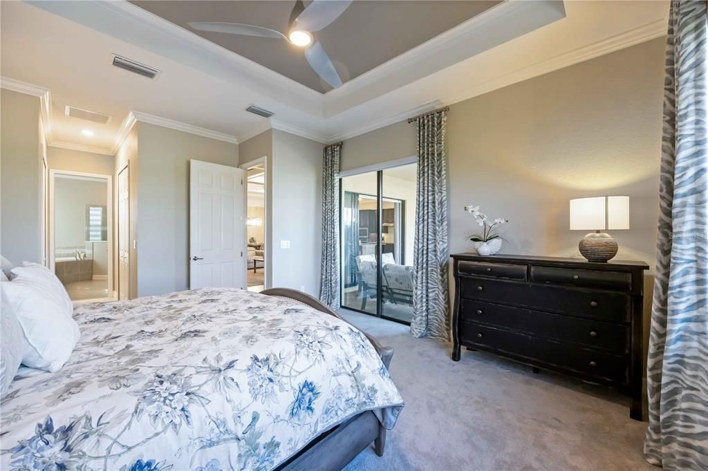 For Sale: $749,900 (3 beds, 2 baths, 2078 Square Feet)