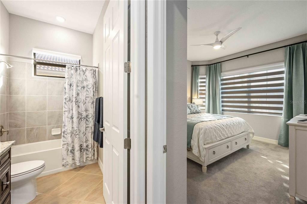 For Sale: $749,900 (3 beds, 2 baths, 2078 Square Feet)